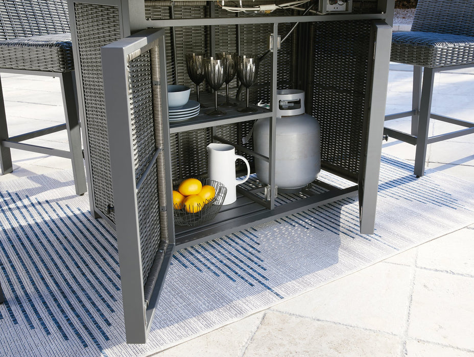 Palazzo Outdoor Dining Set